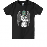 Детская футболка с врачом-ангелом