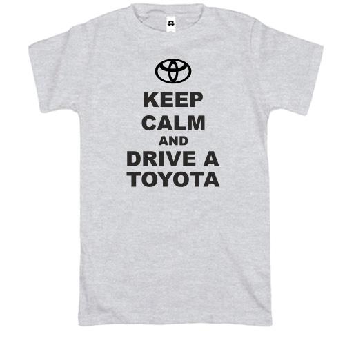 Футболка Keep calm and drive a Toyota