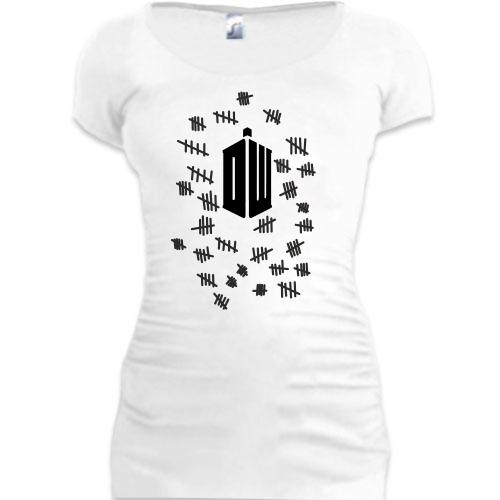 Женская удлиненная футболка Доктор Кто (2)