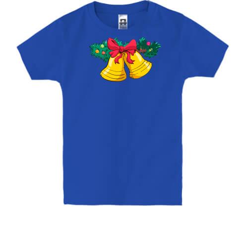 Дитяча футболка з новорічними дзвониками 2