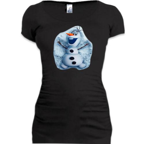 Подовжена футболка зі сніговиком в снігу
