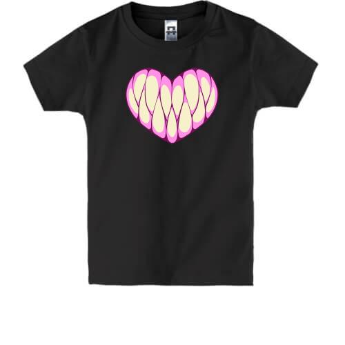 Дитяча футболка з сердечком і зубами