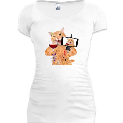 Подовжена футболка Кот з вином і телефоном.