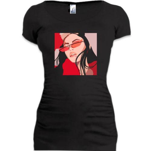Подовжена футболка Girl with red glasses art