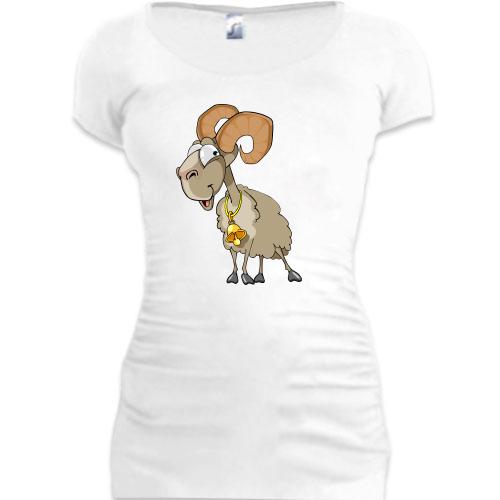 Женская удлиненная футболка с козой (2)