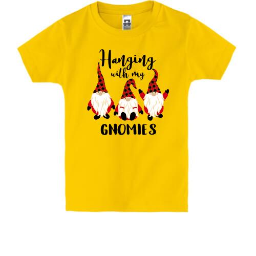 Детская футболка с гномамиHanging with my gnomies
