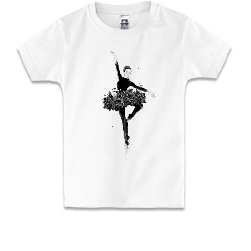 Детская футболка с красивой танцующей балериной
