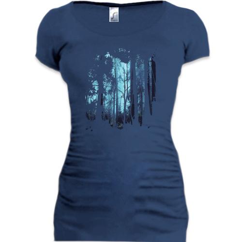 Подовжена футболка із зображенням нічного лісу