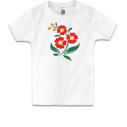 Детская футболка с вышитым цветком