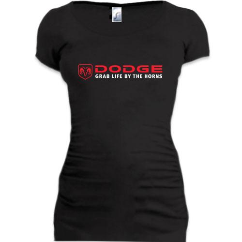 Женская удлиненная футболка Dodge (2)