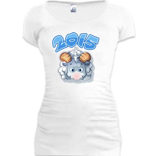 Женская удлиненная футболка со снежинкой