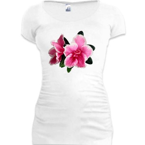 Женская удлиненная футболка с цветами