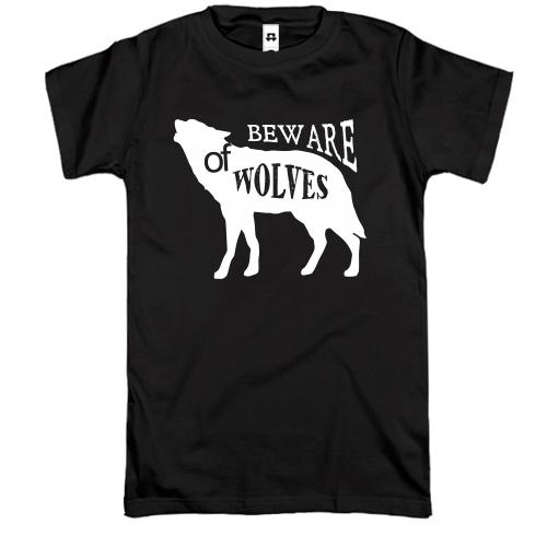 Футболка beware of wolves