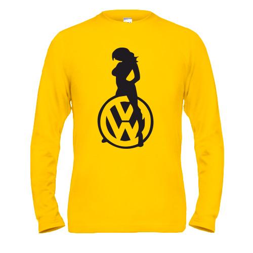 Чоловічий лонгслів Volkswagen (лого з дівчиною)