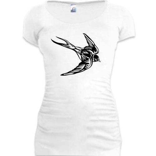 Женская удлиненная футболка с ласточкой (2)