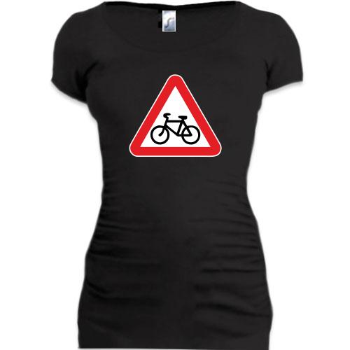 Женская удлиненная футболка Осторожно, велосипедист!