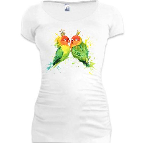 Подовжена футболка з закоханими папугами