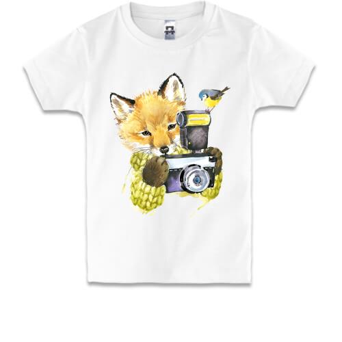 Дитяча футболка з лисицею - фотографом і синичкою