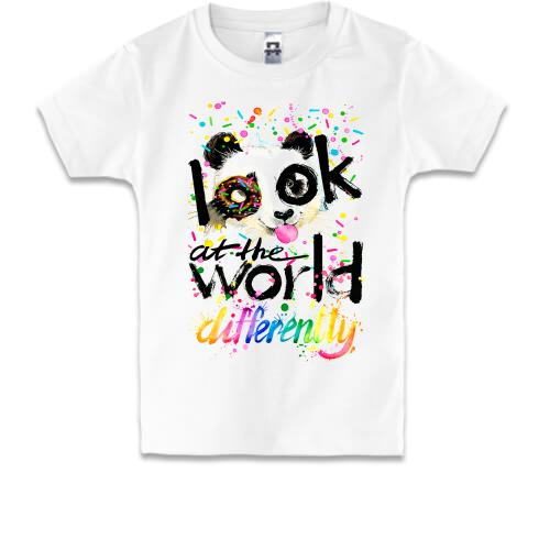 Дитяча футболка Look at the world differently з пандою