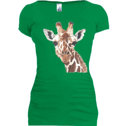 Подовжена футболка з жирафом