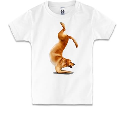 Детская футболка с собакой йогой