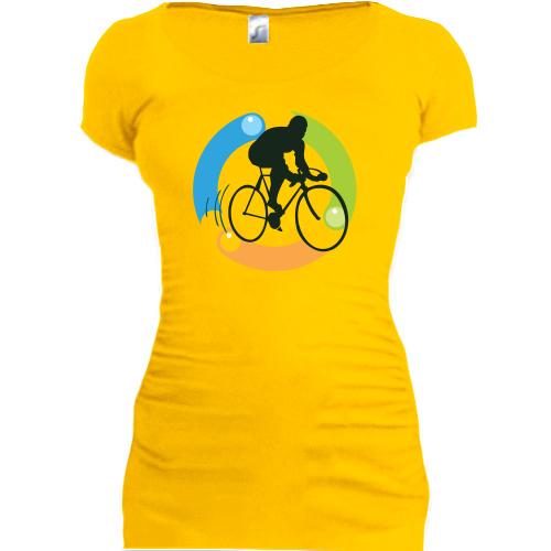 Подовжена футболка з велосипедистом і частинками