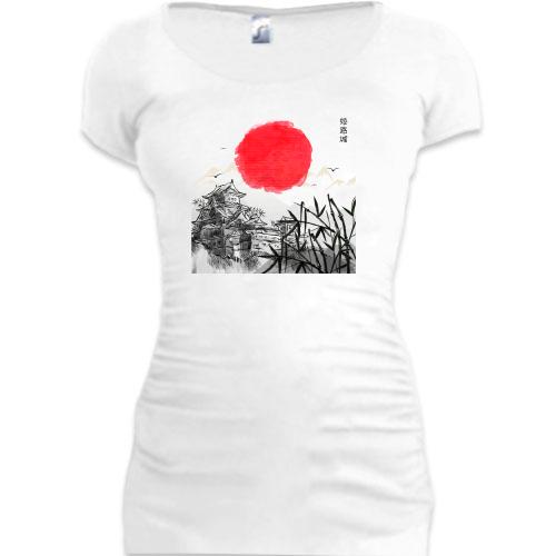 Подовжена футболка з японським пейзажем