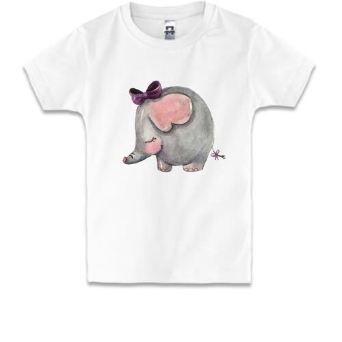 Дитяча футболка зі слоником дівчинкою