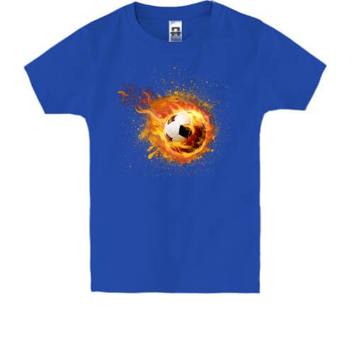 Детская футболка с огненным футбольным мячом