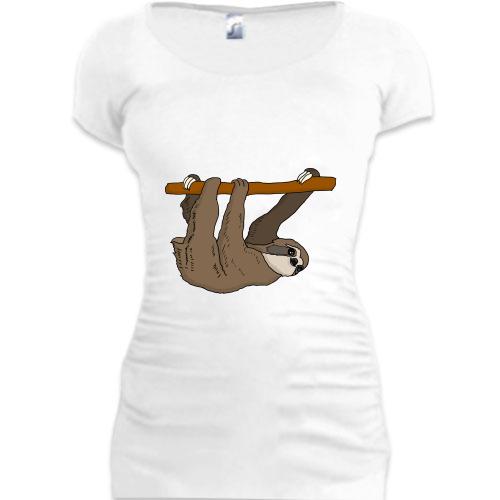 Подовжена футболка з лінивцем на гілці