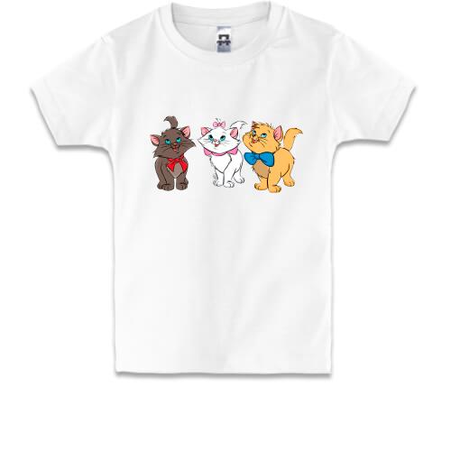 Дитяча футболка з трьома котами