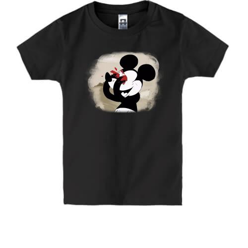 Детская футболка с Микки Маусом выдавливающим себе глаза