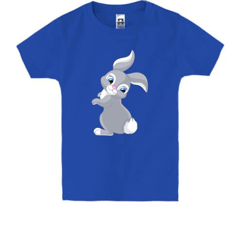 Детская футболка с серым зайчиком