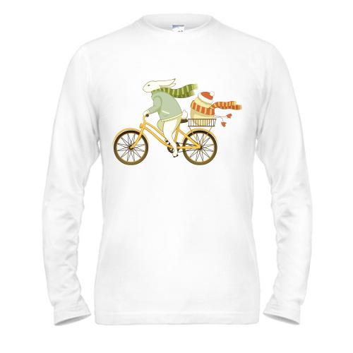 Лонгслив Кролик на велосипеде
