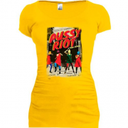 Подовжена футболка з Pussy Riot (обкладинка)