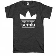 Футболка с надписью "Semki"