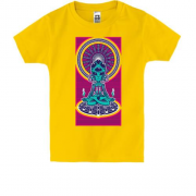 Детская футболка с пришельцем в позе лотоса и орнаментом