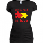 Женская удлиненная футболка All you need is love