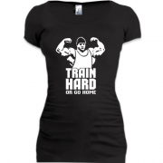 Женская удлиненная футболка Train hard or go home