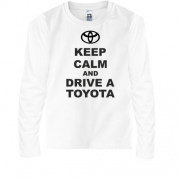 Детская футболка с длинным рукавом Keep calm and drive a Toyota