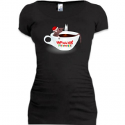Подовжена футболка з щуром в чашці кави
