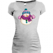 Подовжена футболка зі сніговиком в фіолетовому шарфі