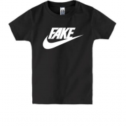 Детская футболка с надписью "Fake" в стиле Nike