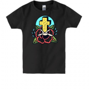 Детская футболка с крестом и цветком