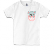 Детская футболка с коалой в кармане