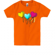 Детская футболка с шариками сердечками