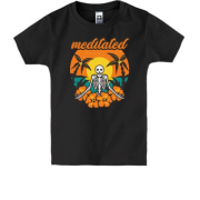 Детская футболка с медитирующим скелетом