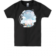 Детская футболка со слоником на шаре