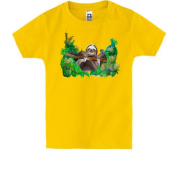 Детская футболка с ленивцем в джунглях