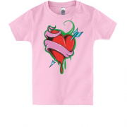 Детская футболка с сердцем и стрелой